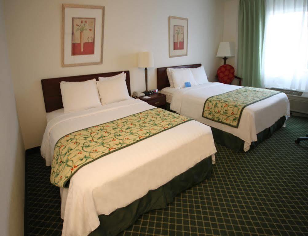 Fairfield Inn Вакавилл Экстерьер фото